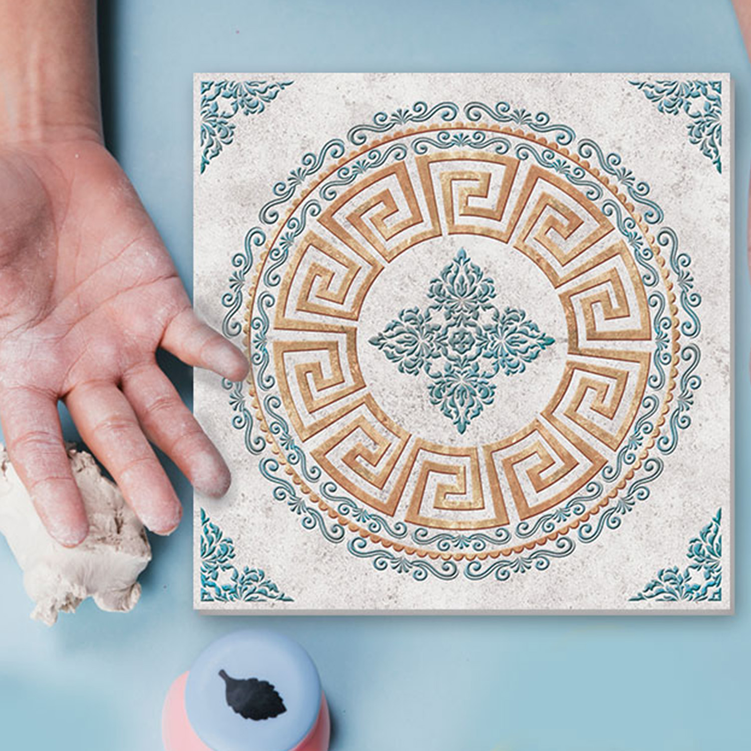 Master Tiles Social Media